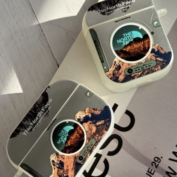 کاور ایرپاد موزیکال نورث فیس ( The North face ) کرومی