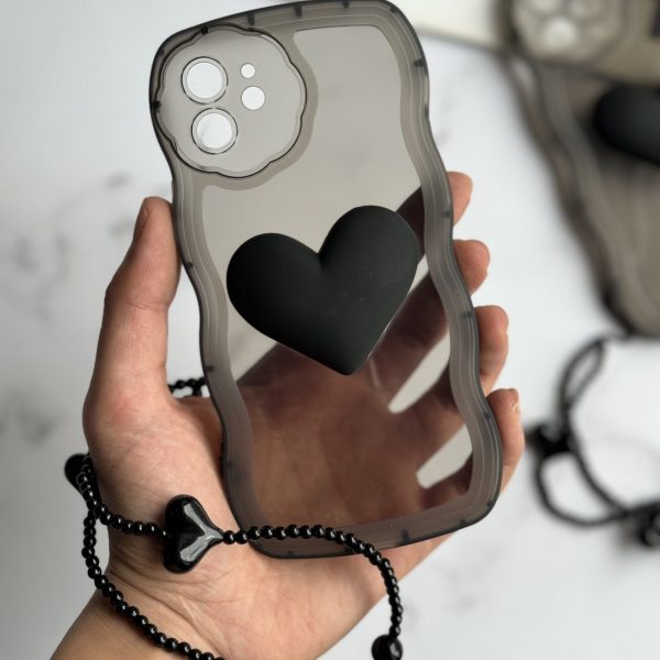 قاب موبایل آیفون تک قلب مشکی دودی + بندست قلبی ( 3004 )