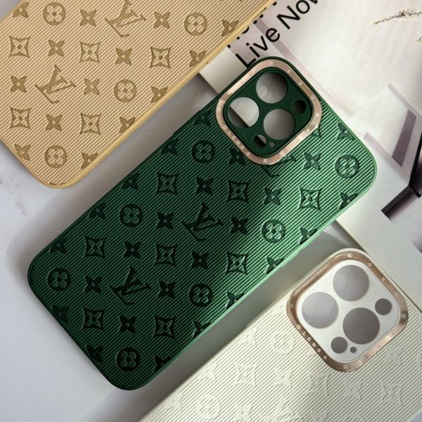 قاب موبایل آیفون لویی ویتون داغی