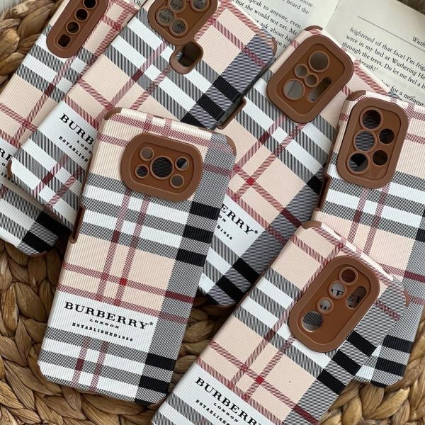 قاب موبایل شیائومی باربری لندن محافظ لنزدار