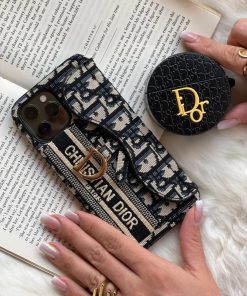 قاب موبایل آیفون دیور پارچه ای شیب دار سوزن دوزی