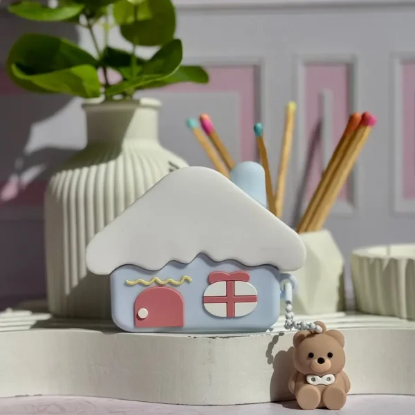 کاور ایرپاد سیلیکونی خونه با آویز خرسی (کدa0256)