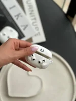 کاور ایرپاد سیلیکونی Airpods in Hands (کدa0122) - تصویر 2