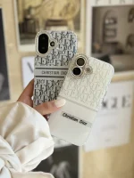 قاب White Christian Dior دور لنز نگین آیفون (کدC2076) - تصویر 3