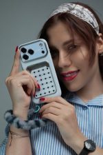 قاب موبایل آیفون قلب آیینه ای دریا جاکارتی + بندست - تصویر 6