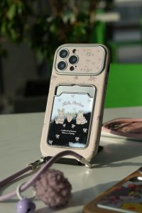 قاب موبایل آیفون خرگوش بانی بلاش + بندست - تصویر 3